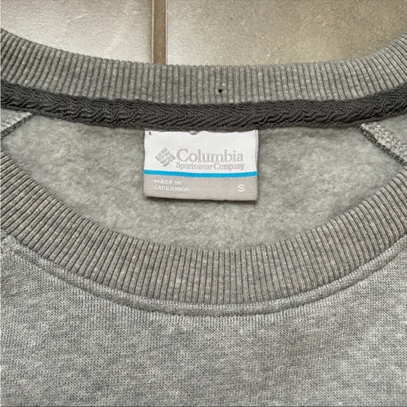 Columbia Grey Sweatshirt - Picture 5 of 6